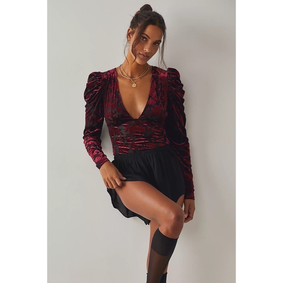 FREE PEOPLE Intimately Magic Hour Velvet Bodysuit Red Midnight Floral Large - Picture 1 of 16